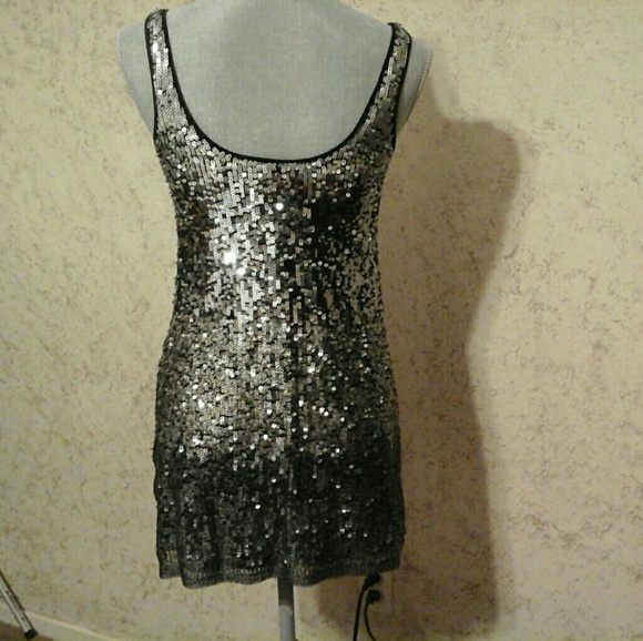 Express black/silver sequined dress - Picture 4 of 6